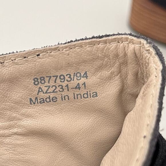 Boden Keira Ankle Boots Women's Size 41/9.5 Navy Blue Studded Suede Edgy Chic - Picture 12 of 16